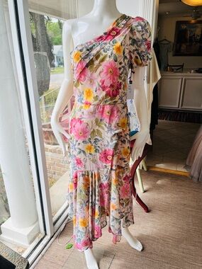 ASTR Floral colorful One shoulder Asymmetrical Tiered Dress. Think Derby Day!